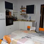 La Apartament *