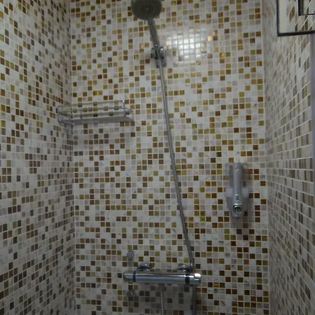 La Apartment *